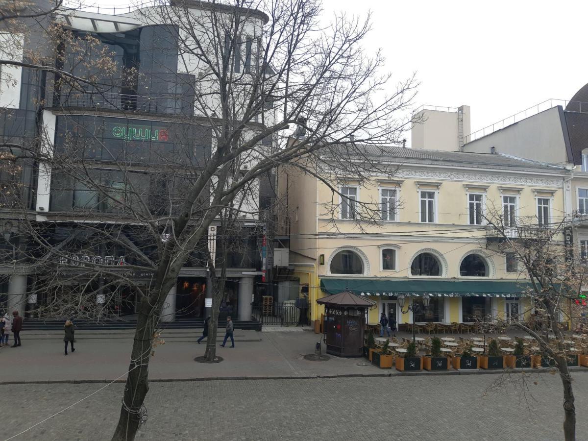 Hotel Reno On Deribasovskaya Odesa Exterior foto